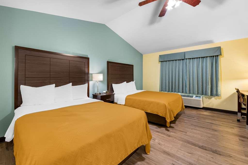 Econo Lodge Inn & Suites Eau Claire Quarto foto