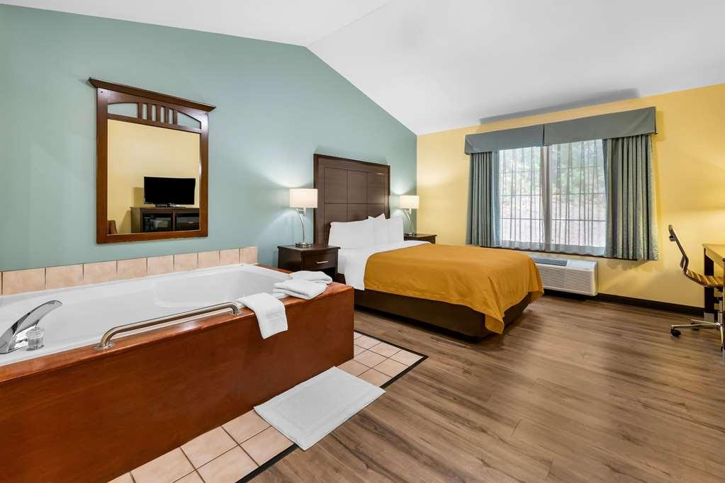 Econo Lodge Inn & Suites Eau Claire Quarto foto