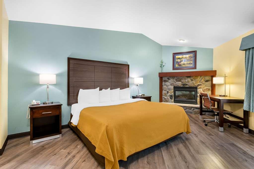 Econo Lodge Inn & Suites Eau Claire Quarto foto