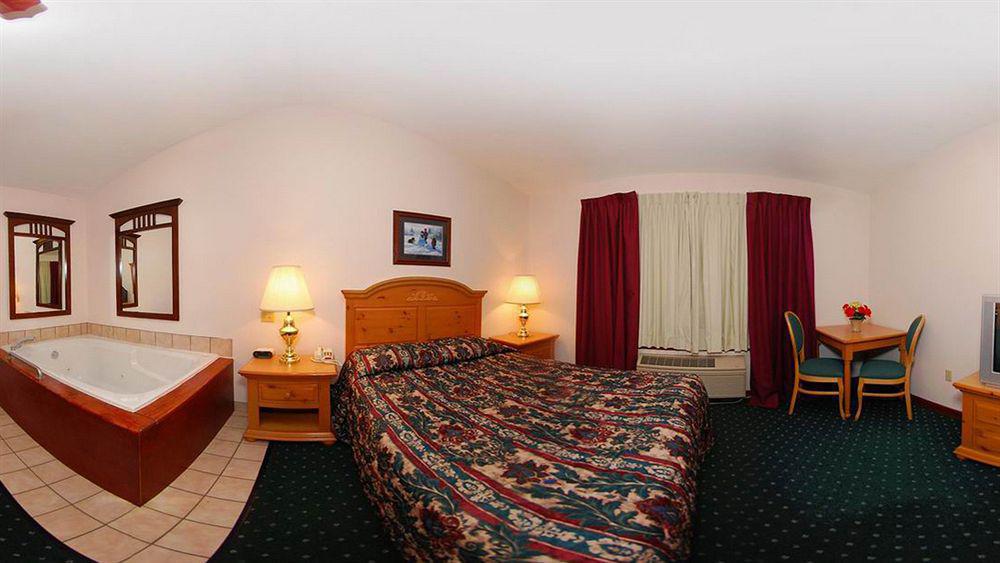 Econo Lodge Inn & Suites Eau Claire Quarto foto